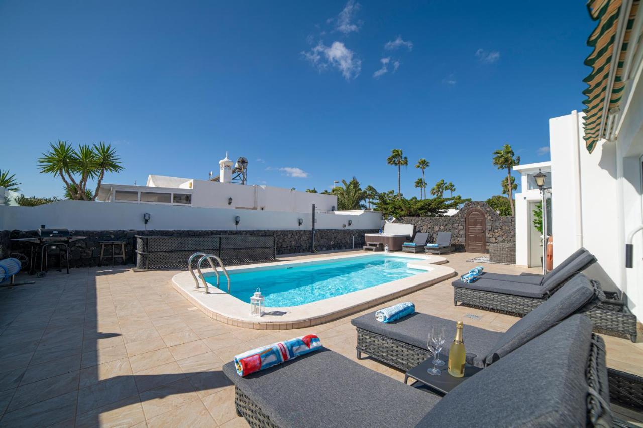 Villa Amigo Puerto del Carmen  Esterno foto